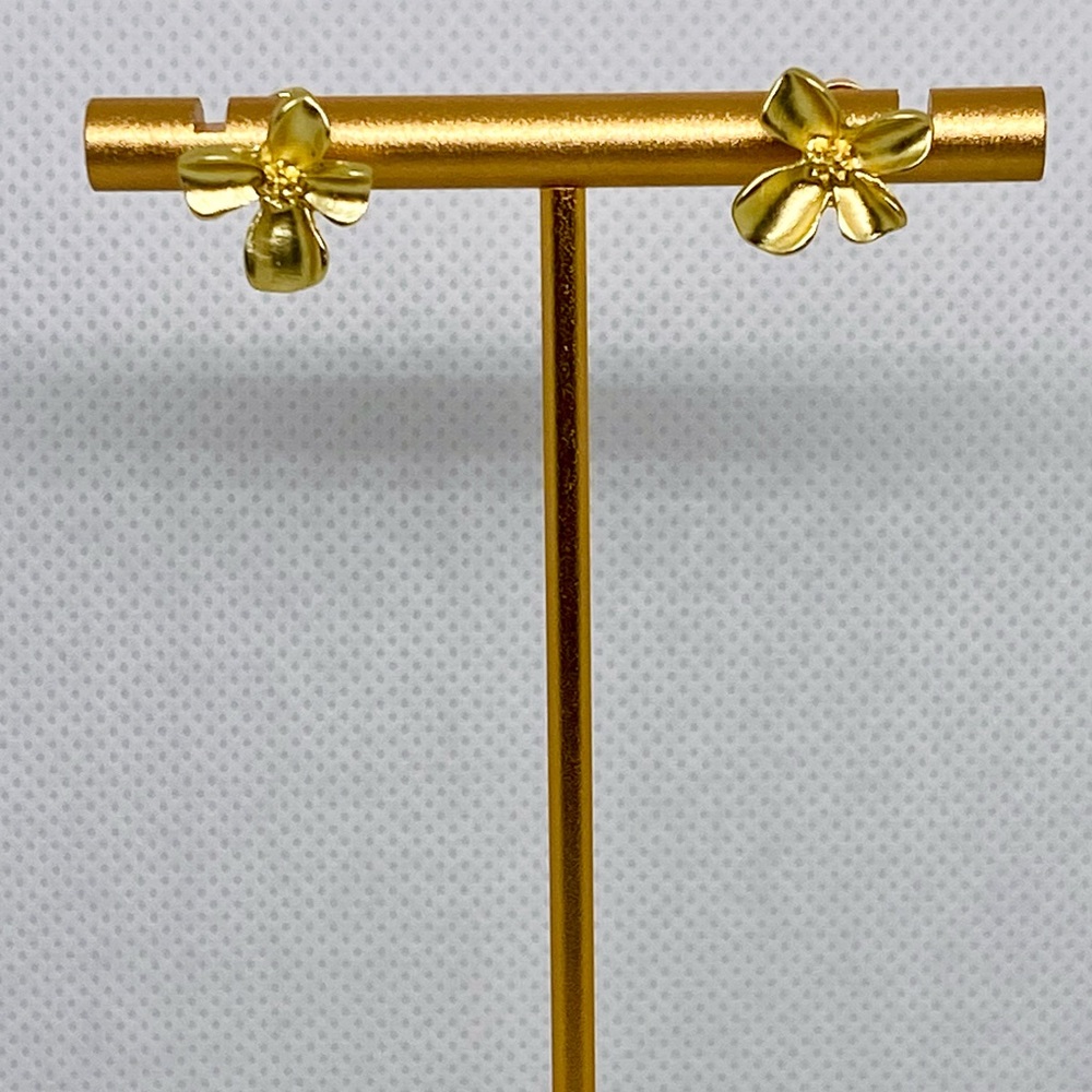 Gold Flower Stud Earrings